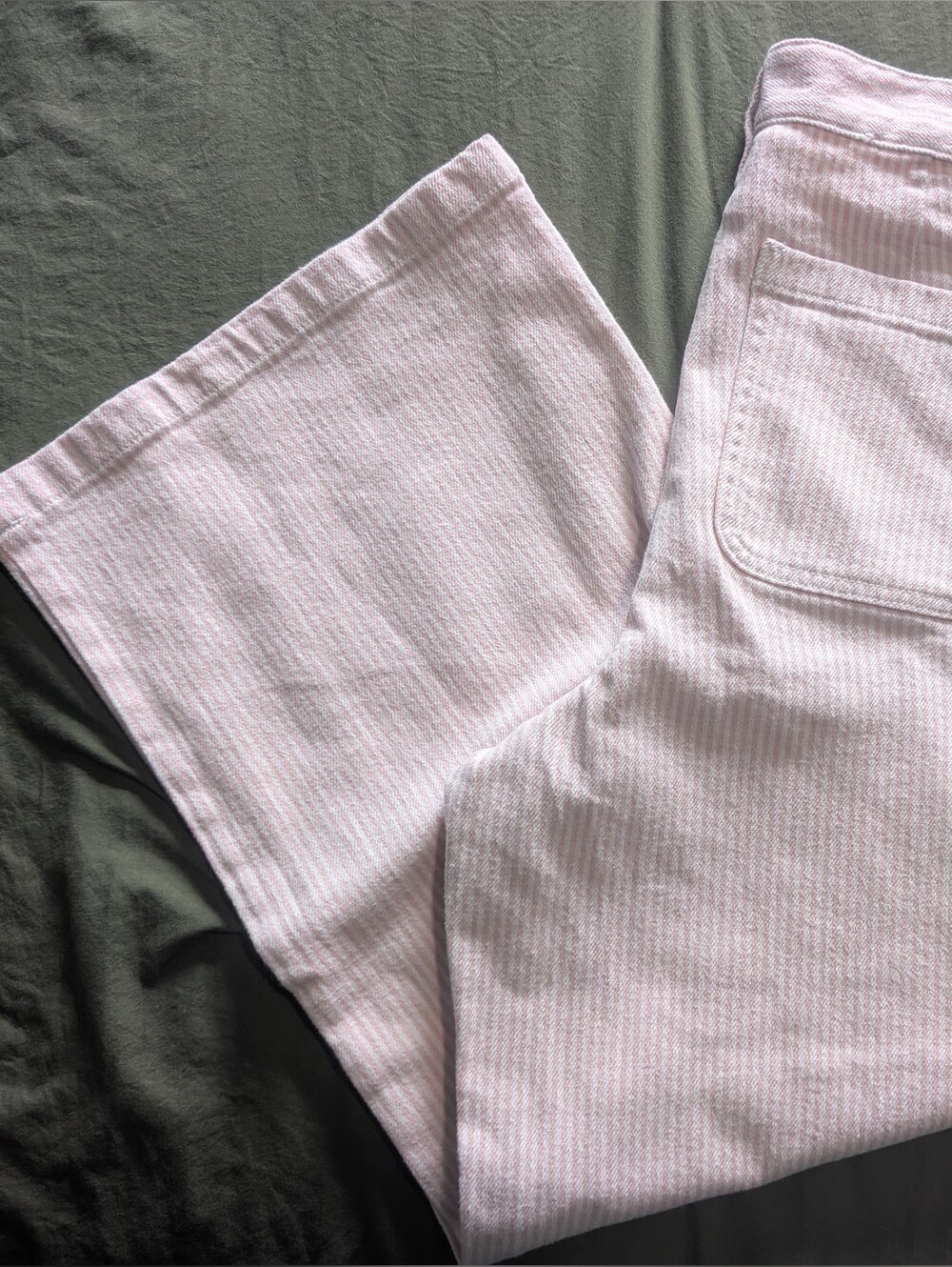 Free Assembly Women's High Rise Cropped Patch Pocket Seersucker Pants Size 10